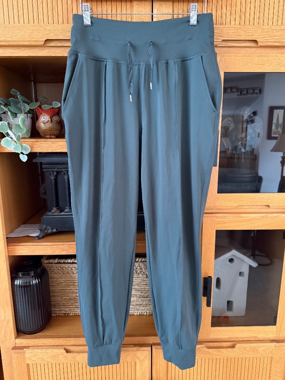 Old Navy Active PowerSoft High-Rise Jogger Go-Dry, Size Medium